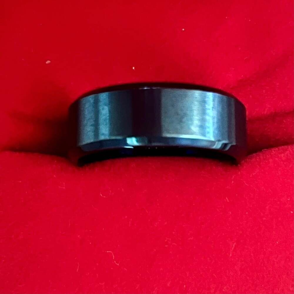 Black Brushed Beveled Edge 6mm Band Ring Size 9